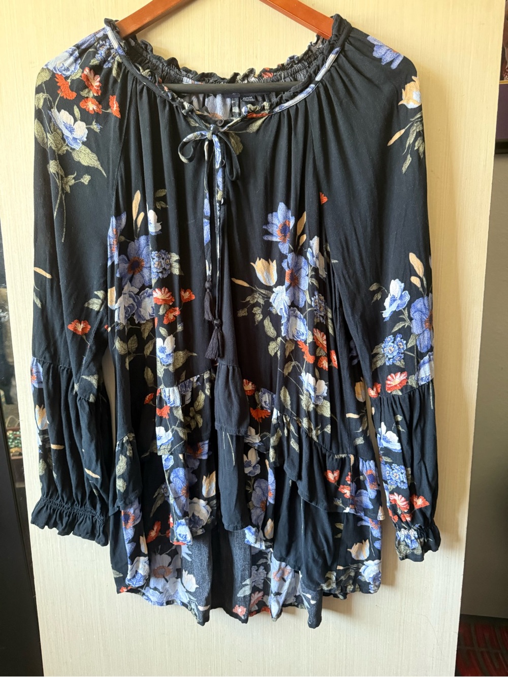 American Eagle high low top